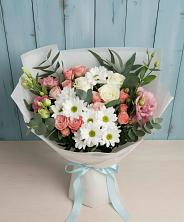 Букет цветов из:  Розы, Лизиантусы и Хризантемы в Тимонино