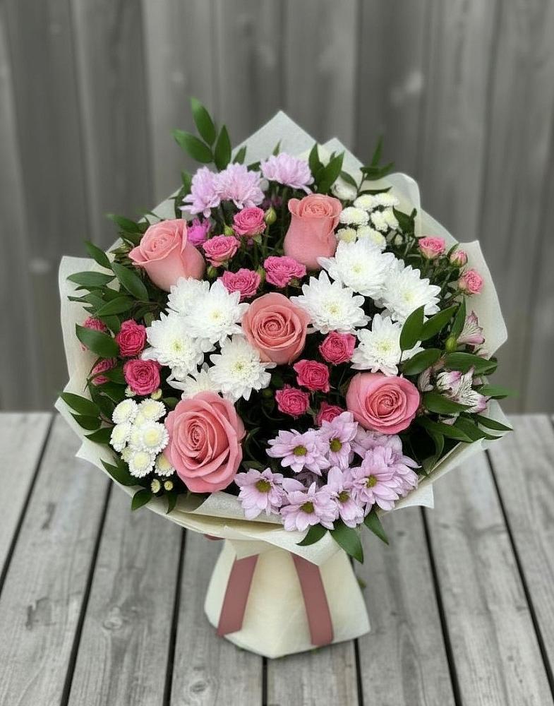 Букет цветов из: Альстромерии, Гвоздики, Розы и Хризантемы в Тимонино