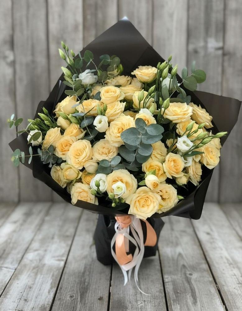 Букет цветов из: Розы и Лизиантусы в Тимонино