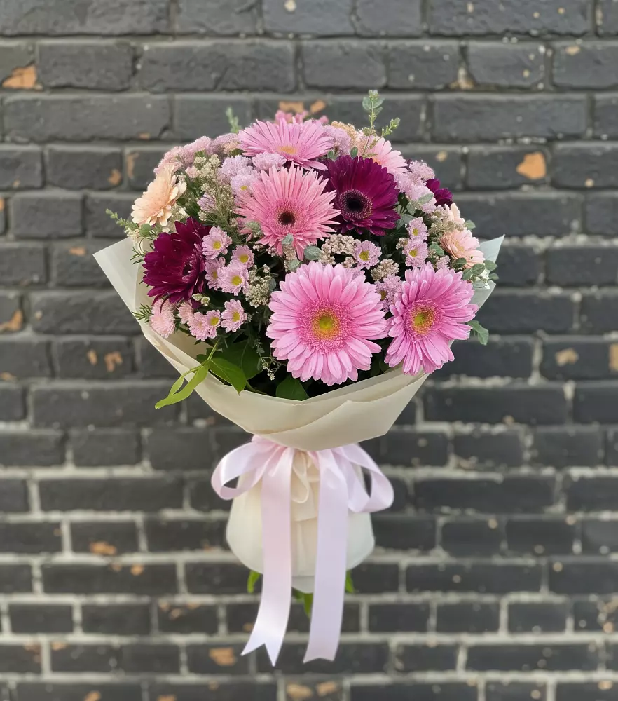 Букет цветов из: Герберы и Хризантемы в Тимонино