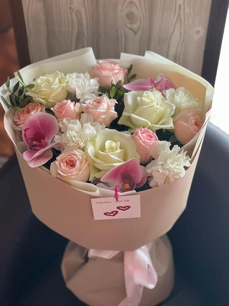 Букет цветов из: Орхидеи, Розы и Гвоздики в Тимонино