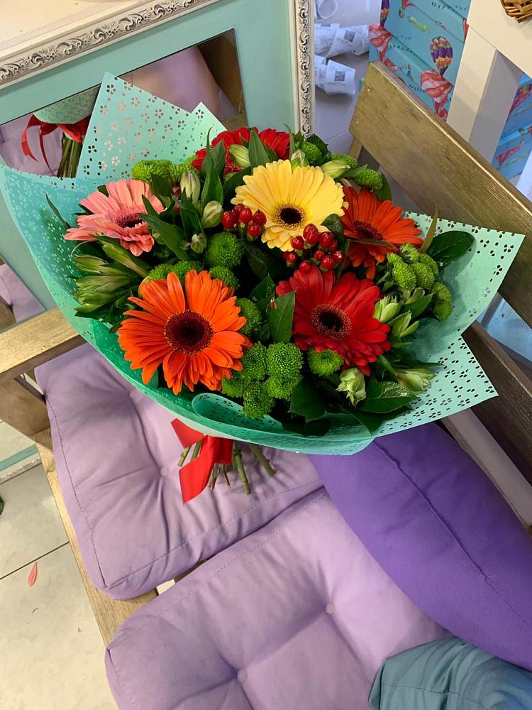 Букет цветов из: Герберы, Хризантемы и Альстромерии в Тимонино