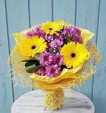 Букет цветов из:  Хризантемы и Герберы в Тимонино