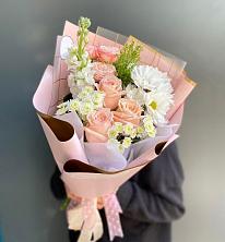 Букет цветов из:  Хризантемы и Розы в Тимонино