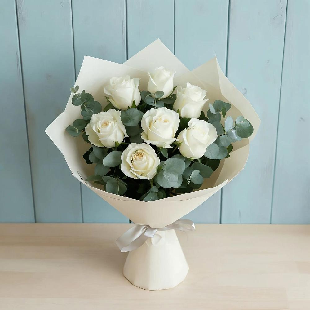 Букет Белые розы в Эвкалипте в Тимонино