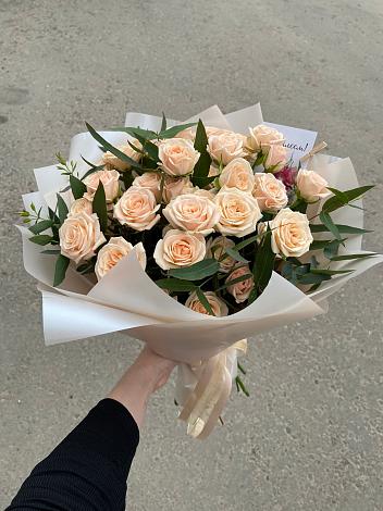 Букет Кремовые розы Латте в Тимонино