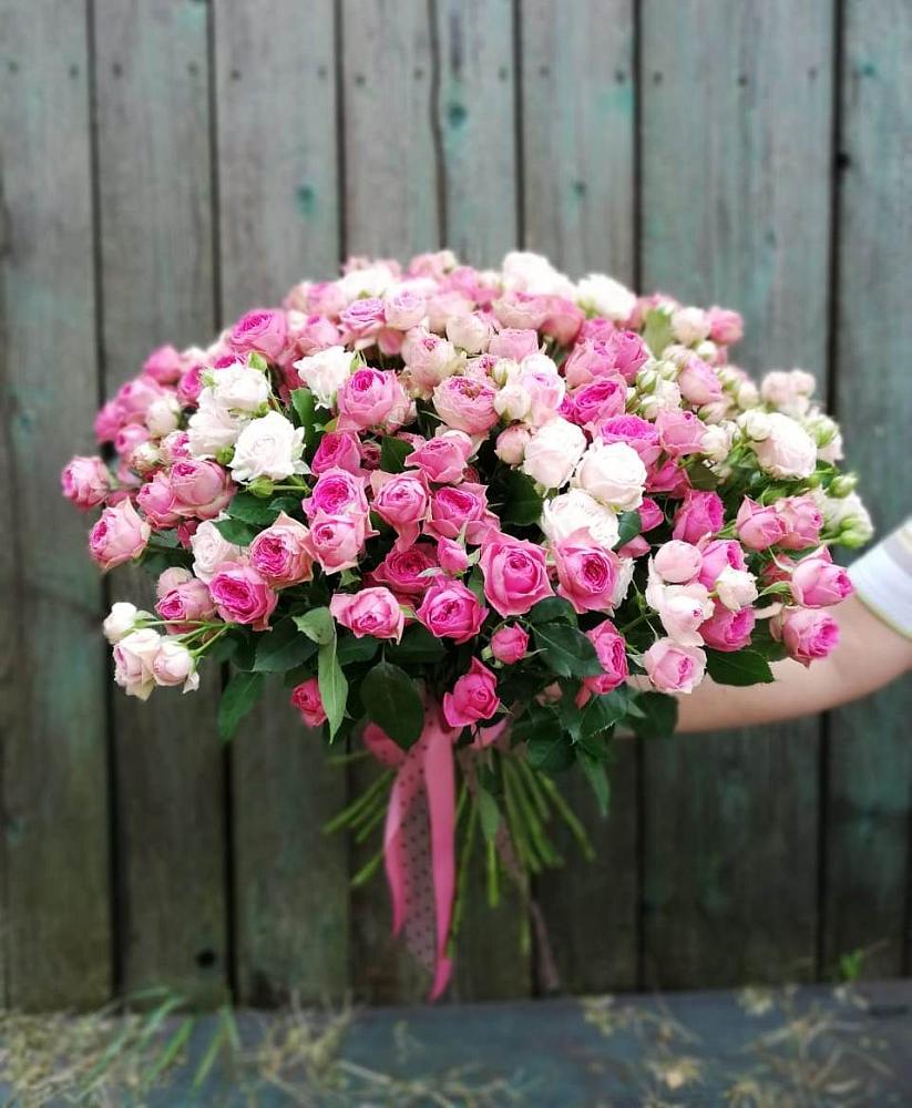 Букет Розовые кустовые розы Натали и Лав Лидия в Тимонино