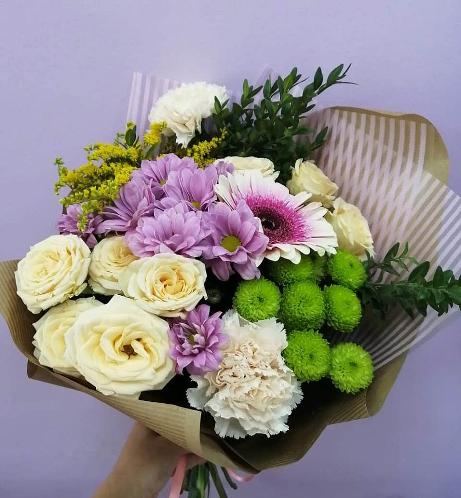 Букет цветов из: Хризантемы, Розы, Гвоздики и Герберы в Тимонино