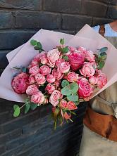 Букет розы в пальмах в Тимонино Букет цветов из: Розы в Тимонино
