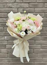 Букет цветов из:  Гвоздики, Розы, Лизиантусы и Хризантемы в Тимонино