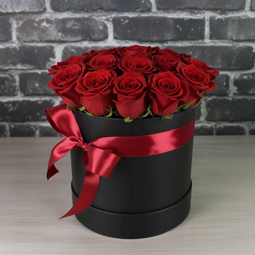 Цветочная композиция из Розы в шляпной коробке в Тимонино