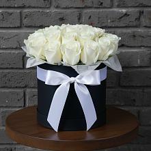 Цветочная композиция из Розы в шляпной коробке #REPLACE_PRED# Тимонино